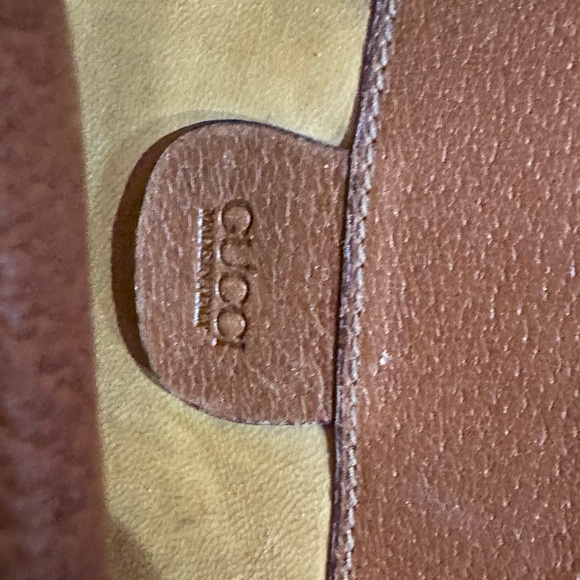 *AUTHENTIC** Gucci Vintage Brown Leather Flap bag - Picture 9 of 12